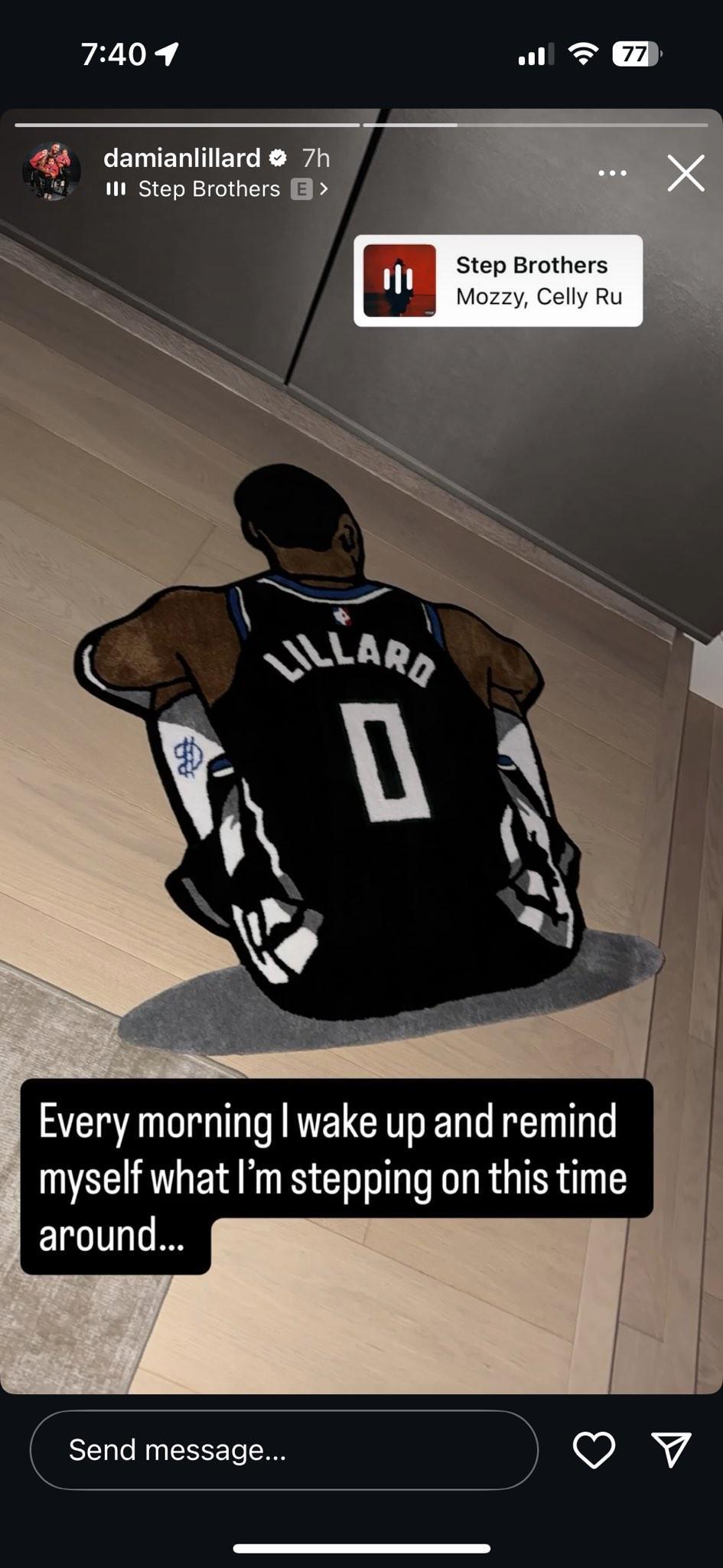 开云体育网址-激励并警醒自己，利拉德将跟腱受伤的画面印在自家地毯上